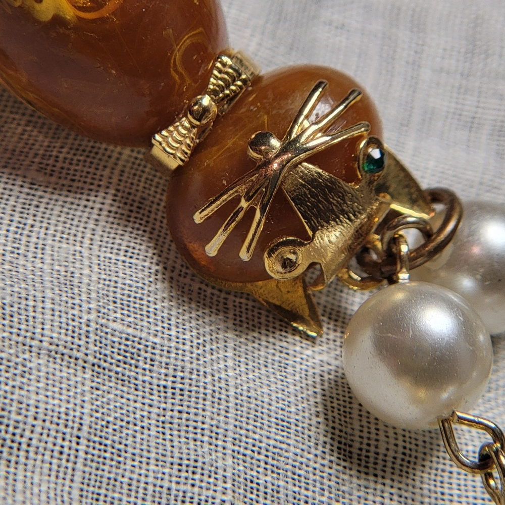 Vintage HOBCO charm bracelet EUC **cat missing one green eye** - Picture 2 of 7